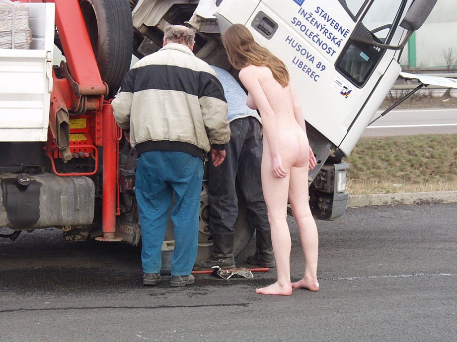 Naked girl at public 01