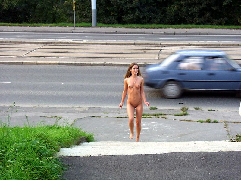 Naked girl at public 02