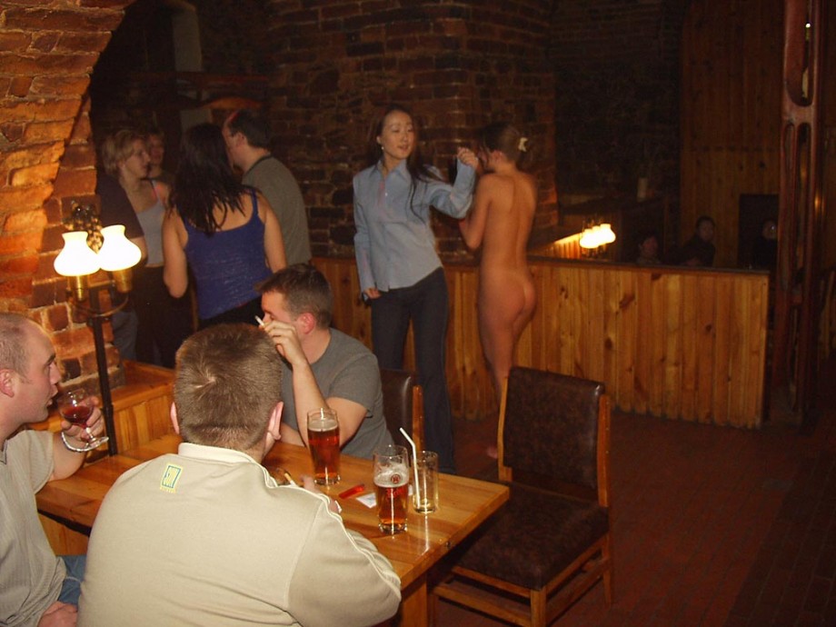 Naked girl at public 02