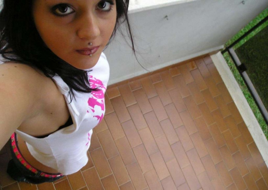 Stolen pics - young girl 30