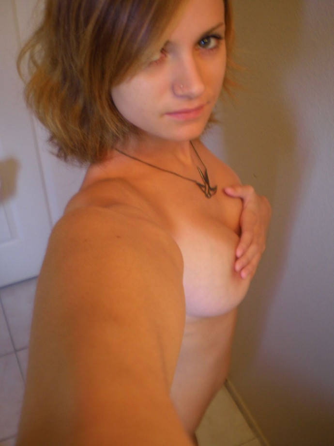 Stolen pics - young girl 32