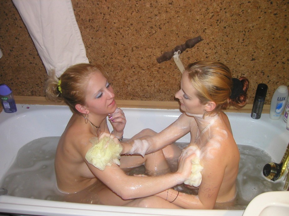 Homemade - lesbian couple big set