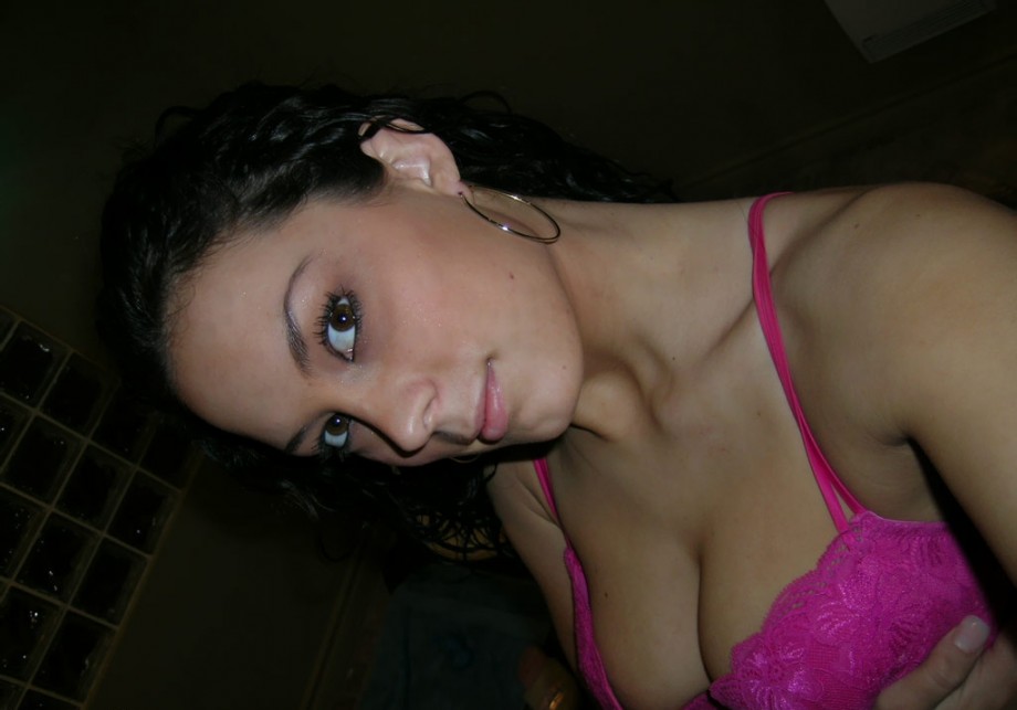 Amateur latina girl isabella