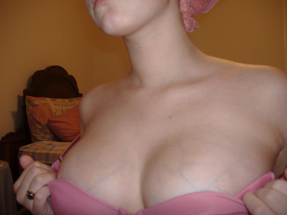 Young girl naked 1849983