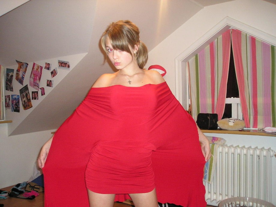 Young girl naked 1849983