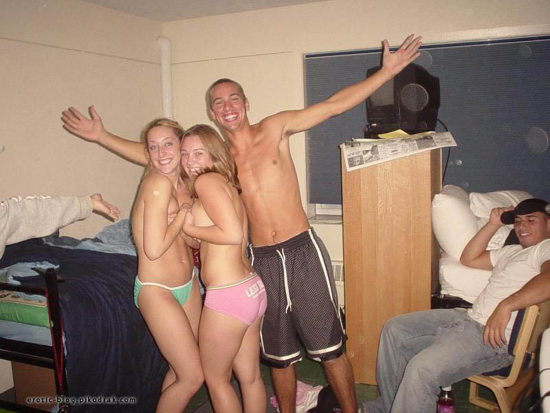 Naked girls at party - best mix 4683641