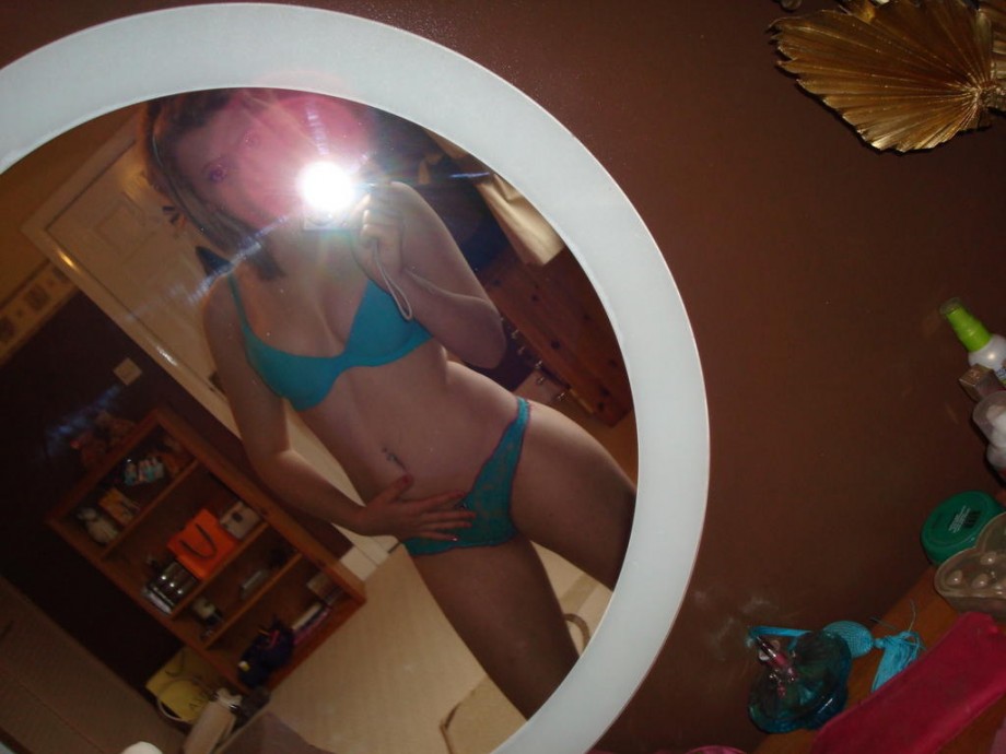 Amateur selfshot pics - nice girl 3410155