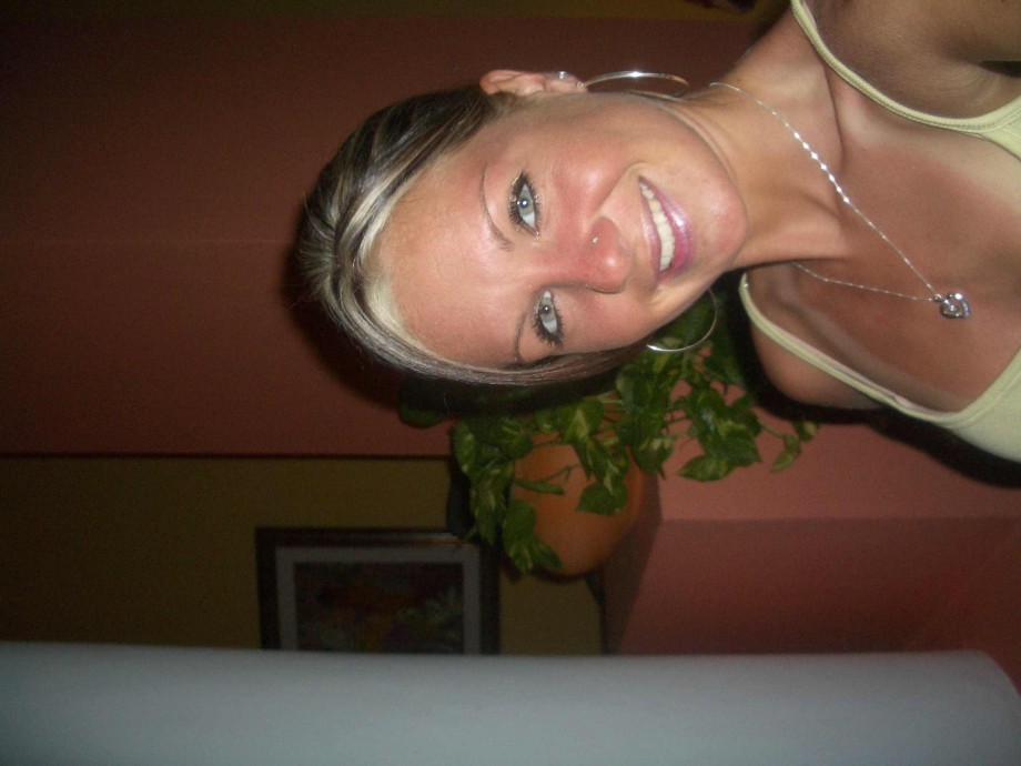 Stolen pics - private amateur young girl 5143970