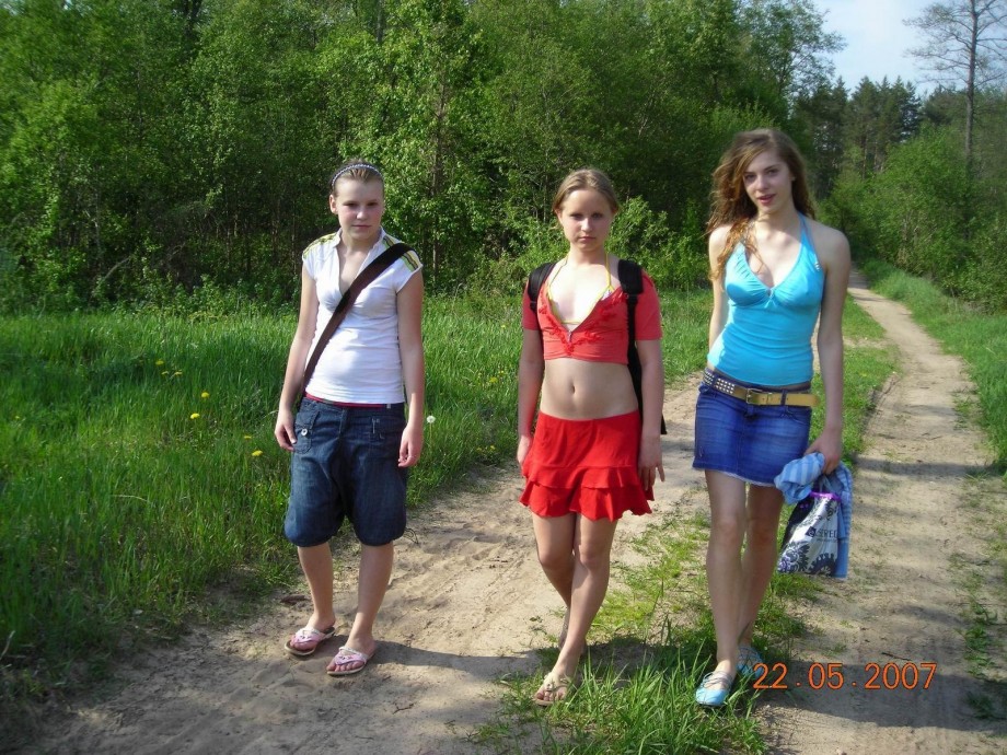 3 teens on a lake amateur set-89540