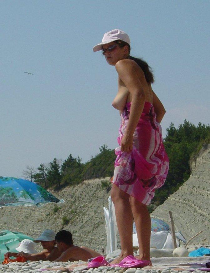 Beatifull girls on nudist beach-73362