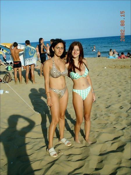 Beatifull girls on nudist beach-73362