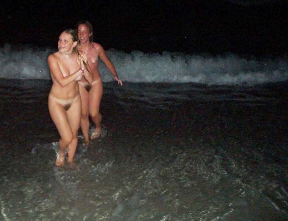 Hairy cunt beach amateurs -64772
