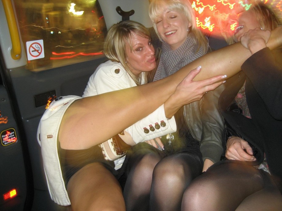Group girls -88589