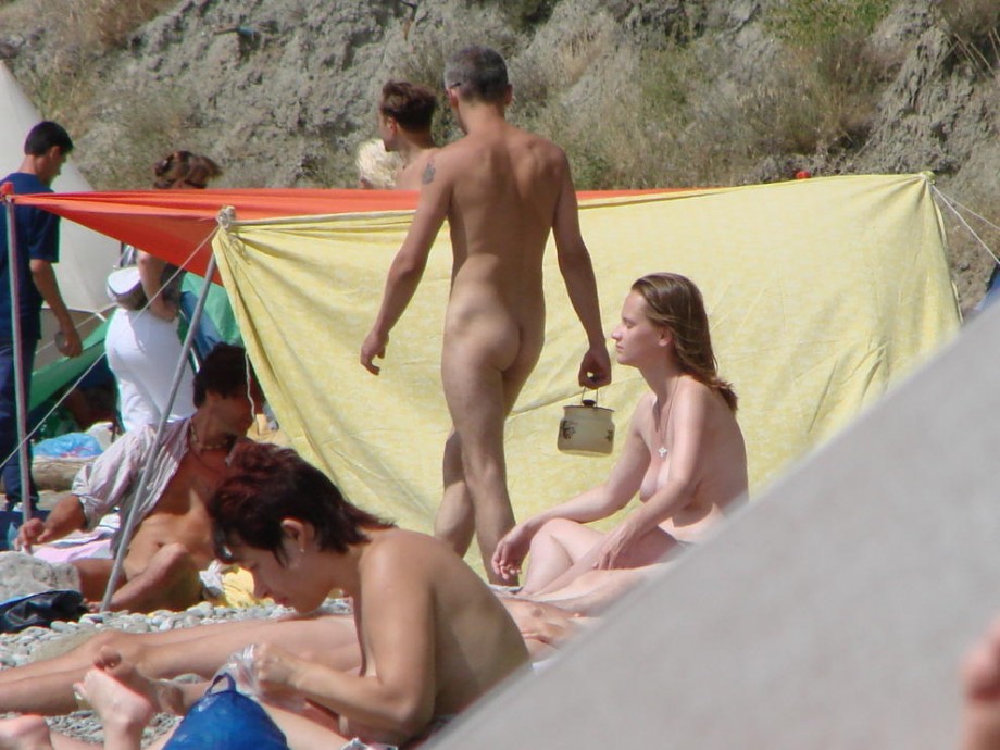 The naked beach 227 -20155