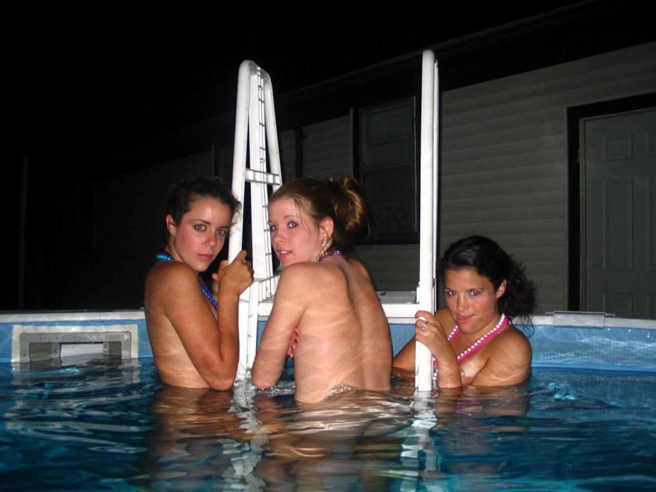 Night party & young girls in a pool 01