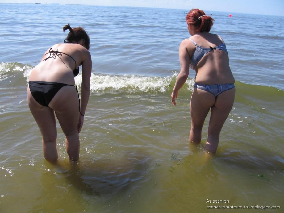 Beach time girls 01 