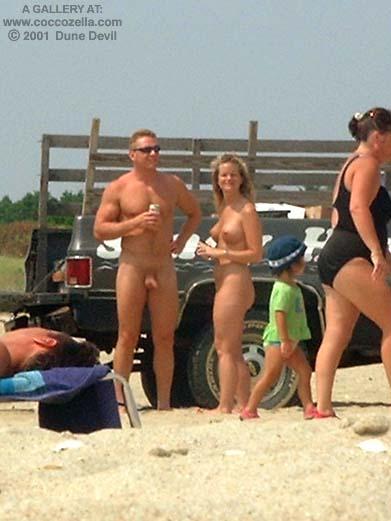 Nudist couples in public