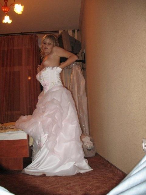 Set - blonde naked bride after wedding 