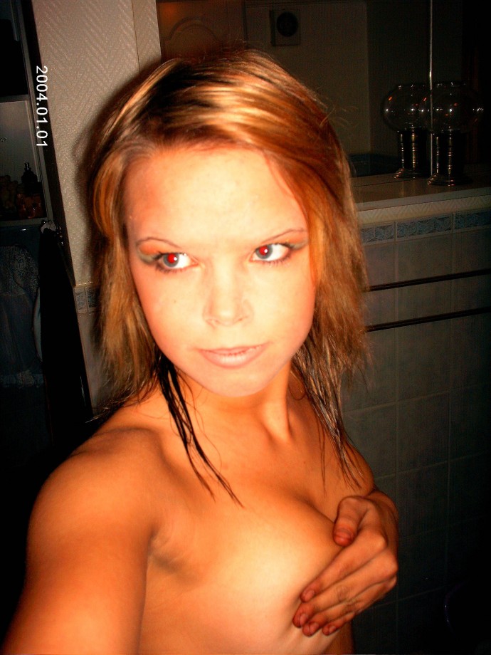 Amateur teen girlfriend #52 - bath
