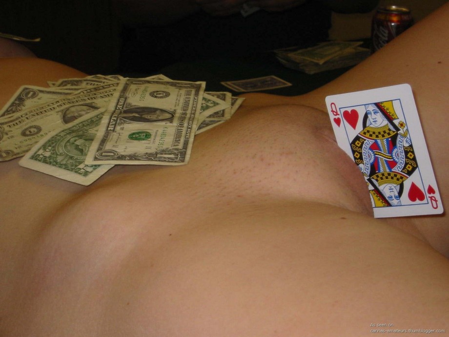 Strip poker 