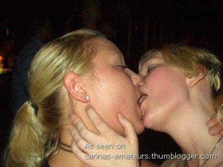 Kissing girlfriendss 02 