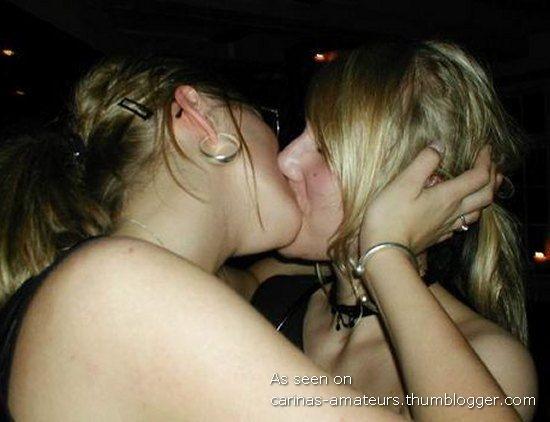 Kissing girlfriendss 02 