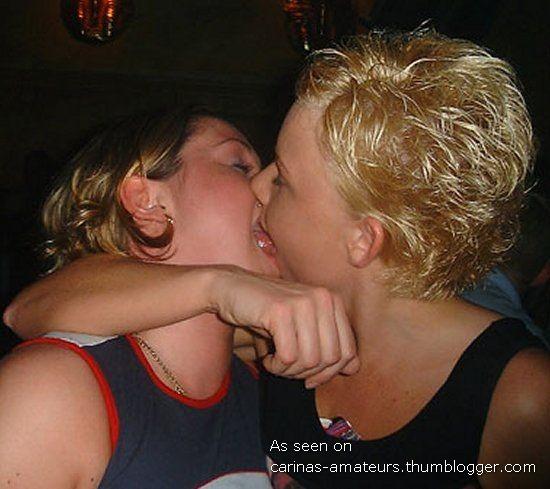 Kissing girlfriendss 02 