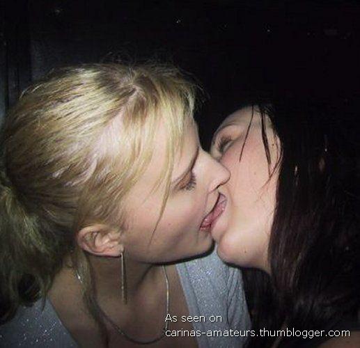 Kissing girlfriendss 02 