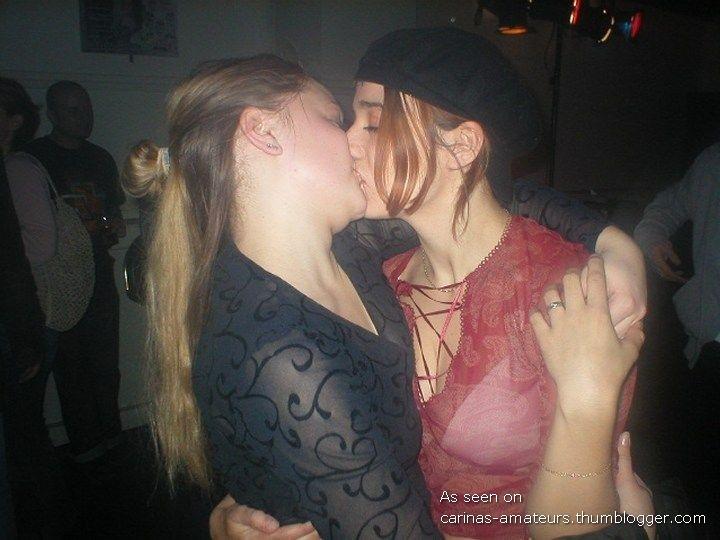 Kissing girlfriendss 02 