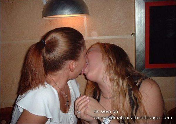 Kissing girlfriendss 01