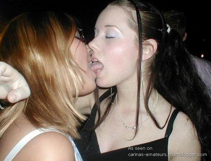 Kissing girlfriendss 01