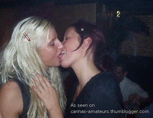 Kissing girlfriendss 01