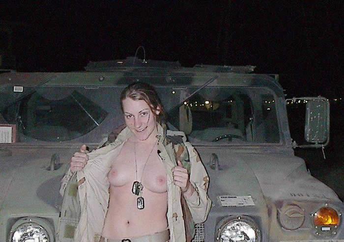 Amateur army girl in iraq