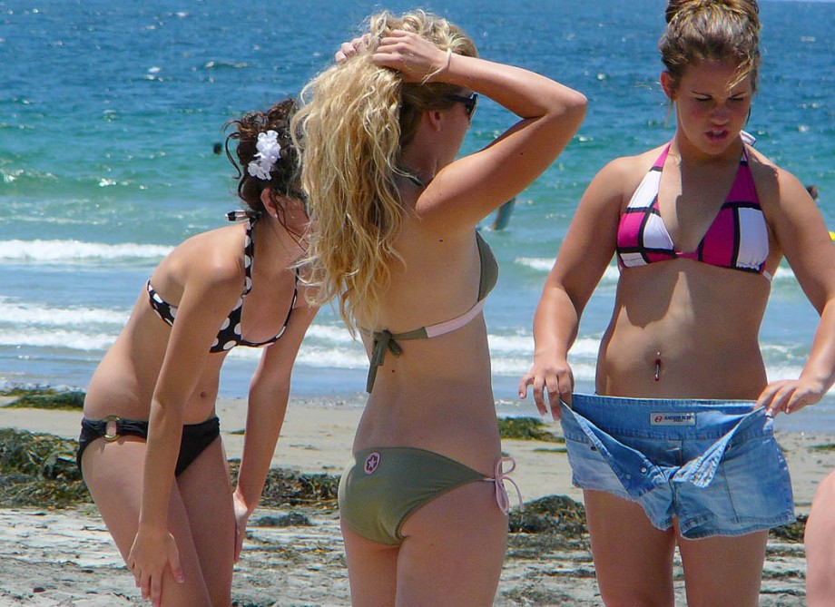 Teens in bikinis #4