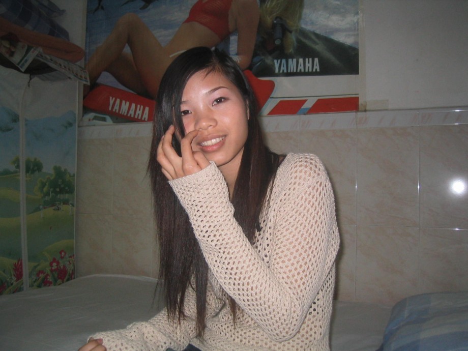 China girl sucking and fucking / private pics