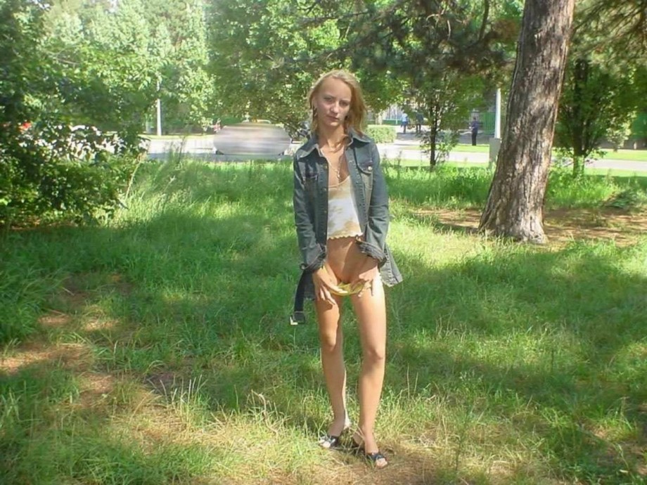 Blonde teen flashing 