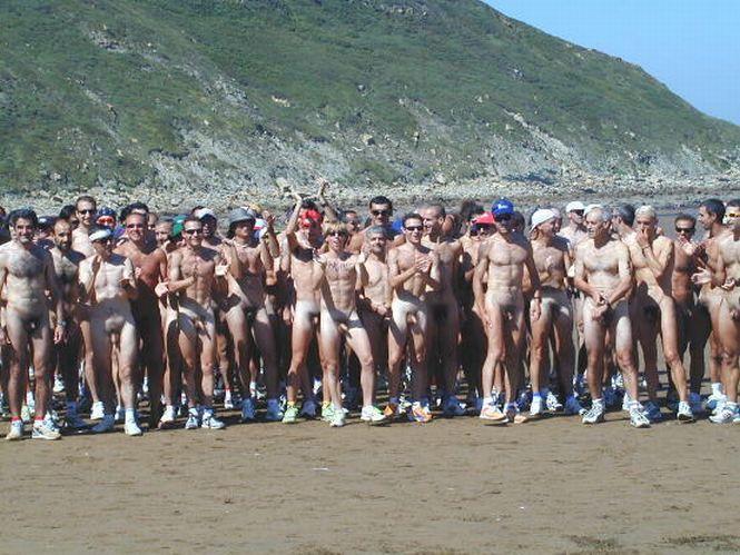 Nudists! nudists! nudists! 