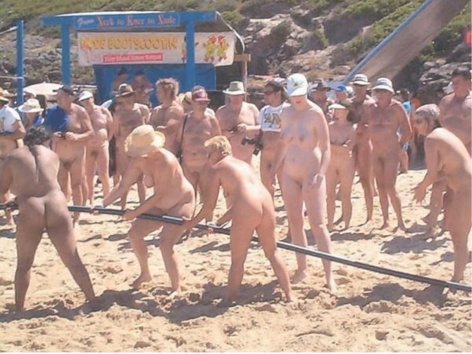 Nudists! nudists! nudists! 