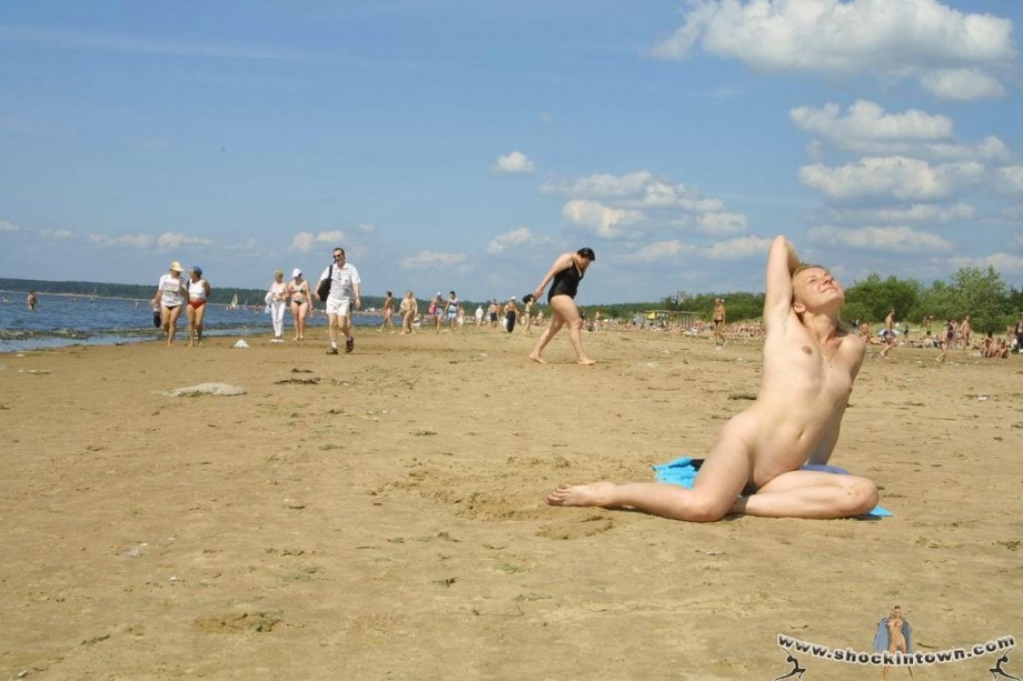 Beach (nudist) 036 