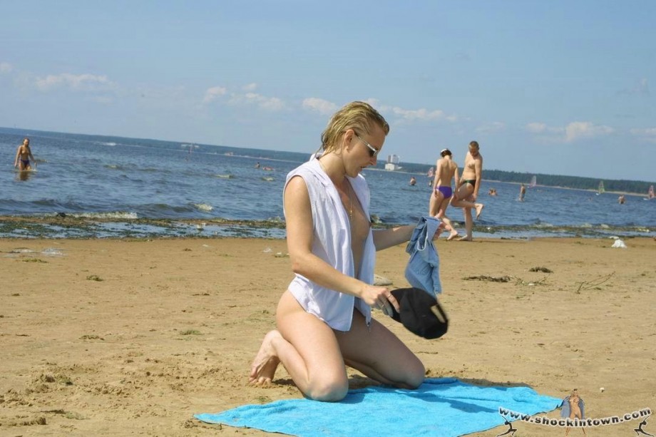 Beach (nudist) 036 
