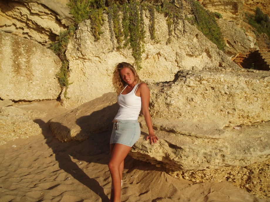 Young blond wife at nudist beach / holiday pics