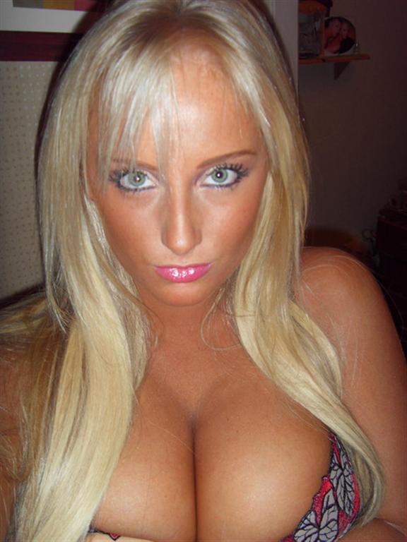 British blonde babe amy and her big tits