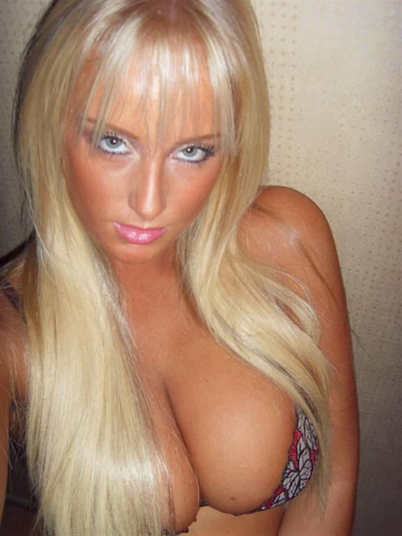 British blonde babe amy and her big tits