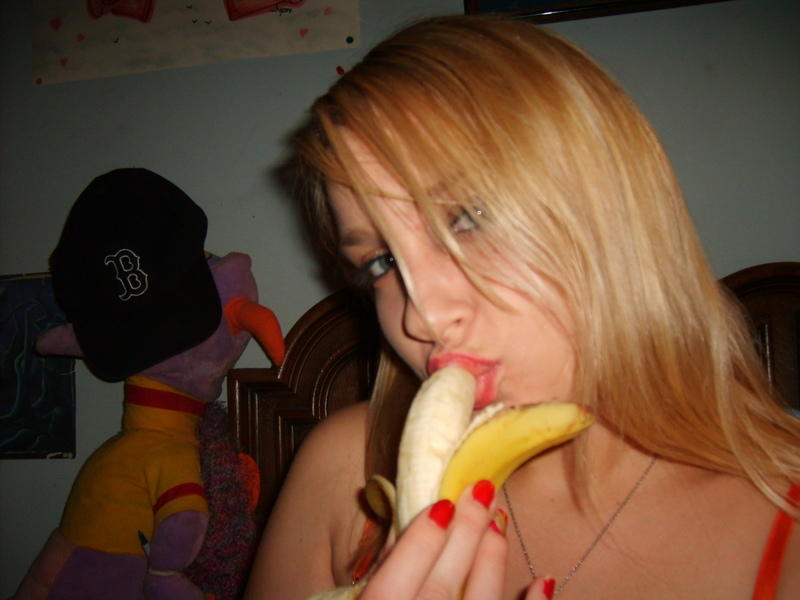 Nice blond girl and her self pics