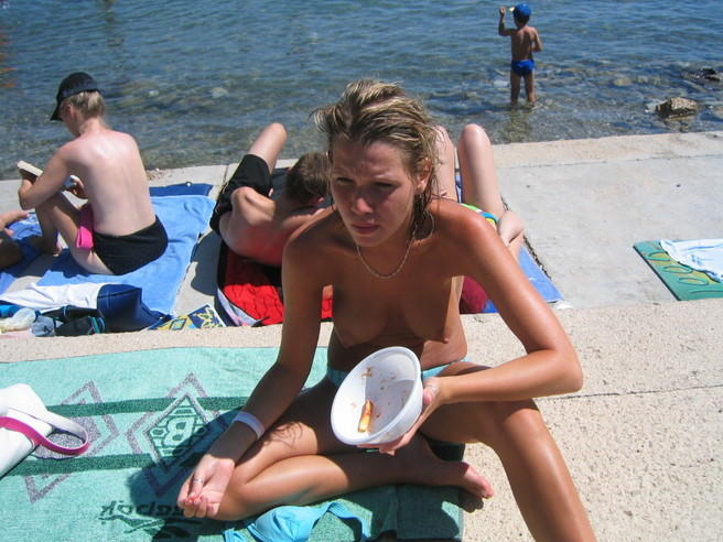 Amateur girlfriend on holiday in croatia