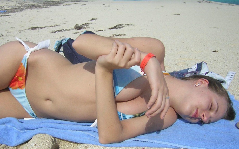 Ex girlfriend alyssa on holiday