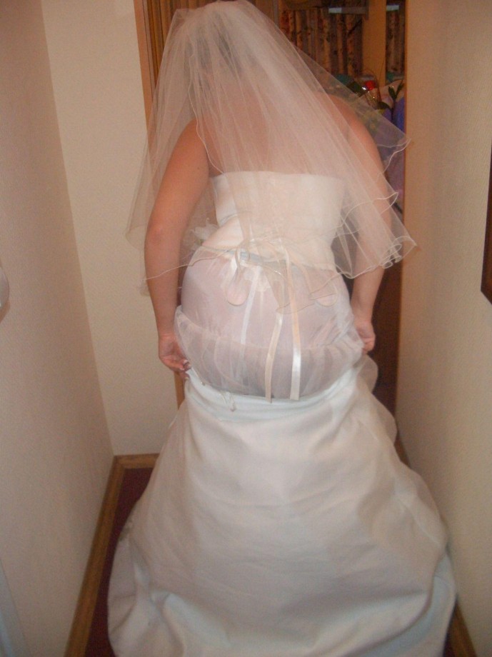 Amateur hot bride a her wedding night