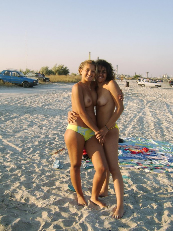 Nice girls at trip to nude beach