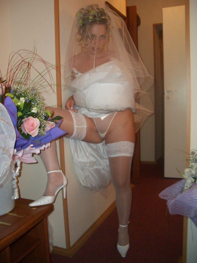 Stolen amateur pics - just married images