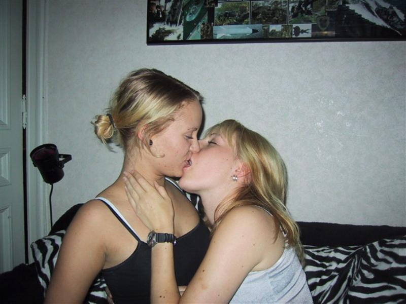 Amateur set - 2 lesbian girls with 1 boy - nice